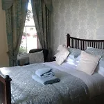 Bank House Bed & Breakfast 4*