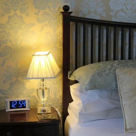 Bank House Bed & Breakfast