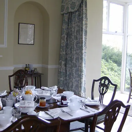 Bed & Breakfast Bank House