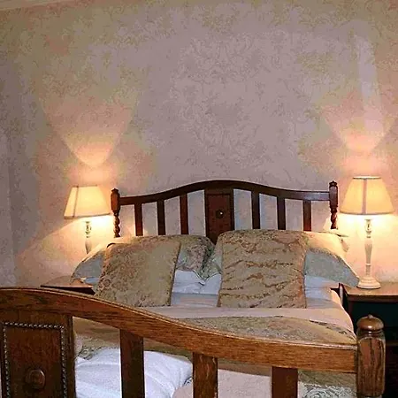 Bed and Breakfast Bank House