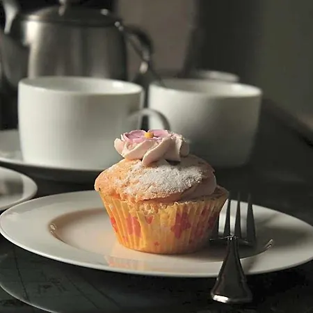 Bed and Breakfast Bank House 4*